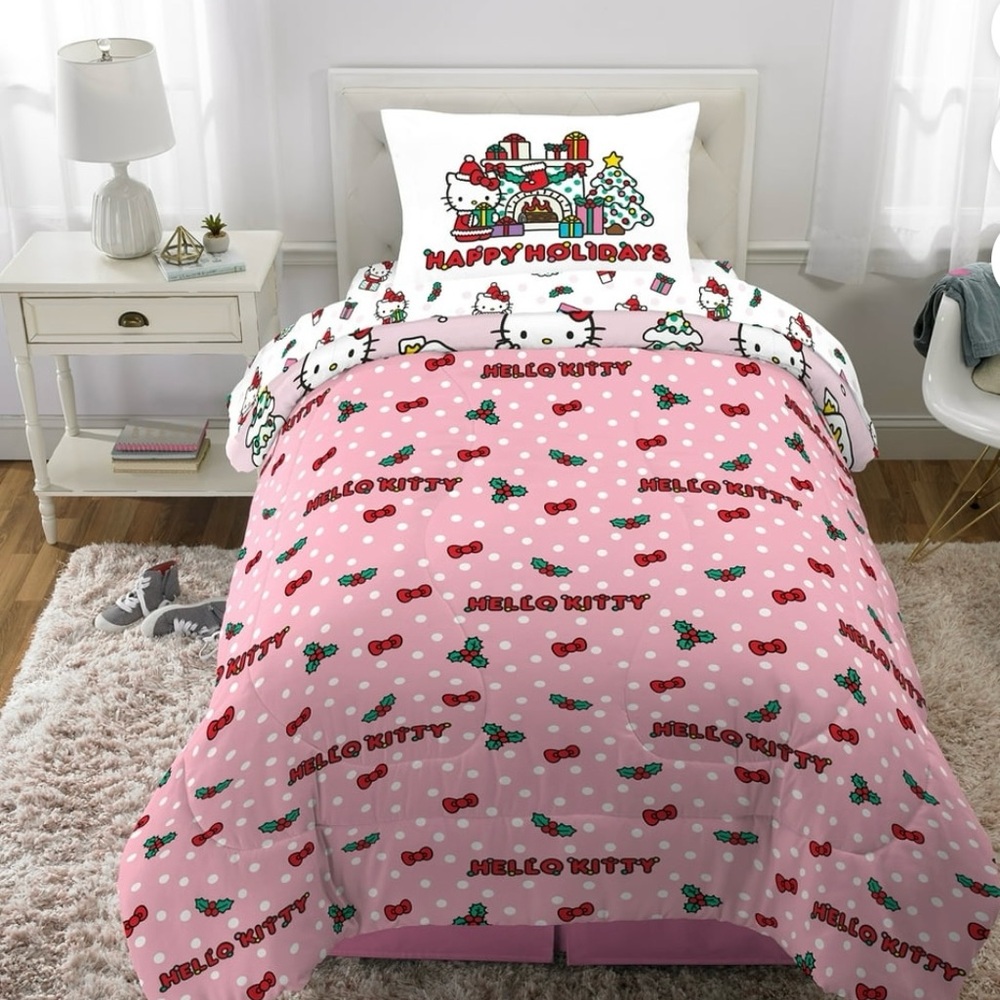 Hello Kitty Holiday Pink and White Duvet Cover